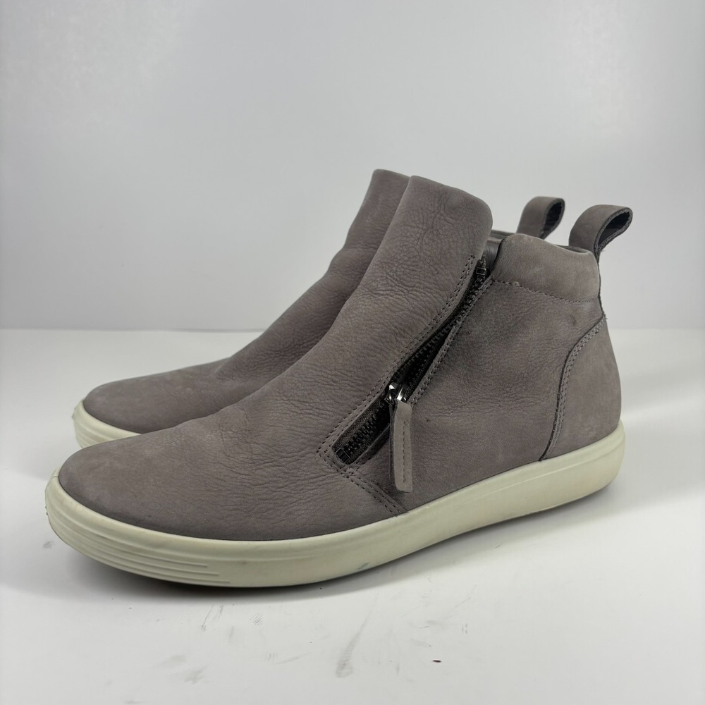 ECCO Soft 7 Women's US 10–10.5 Warm Grey Leather Comfort Side-Zip Sneaker Bootie